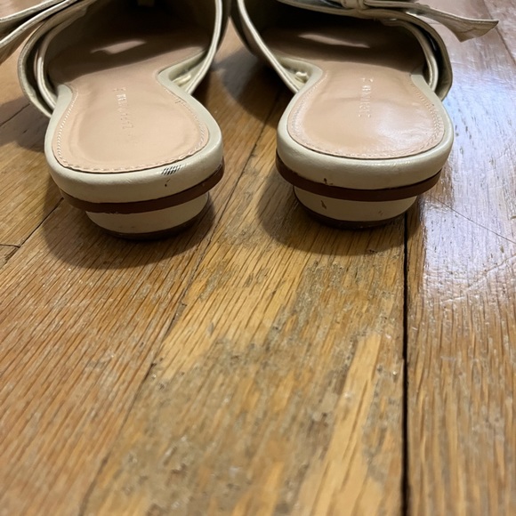 Zara slides - Picture 5 of 5